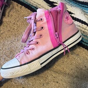 Converse kids Pink High-Top Sneakers with two Zippers for easy on and off